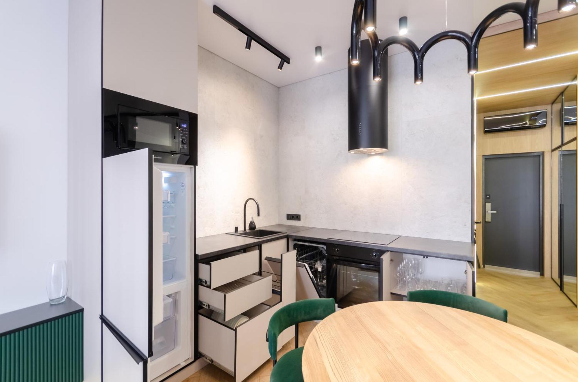 דירה Petrovdom 02-76b Luxury Living In Rc Pechersk Plaza, Mykhaila Boichuka 19-а קייב