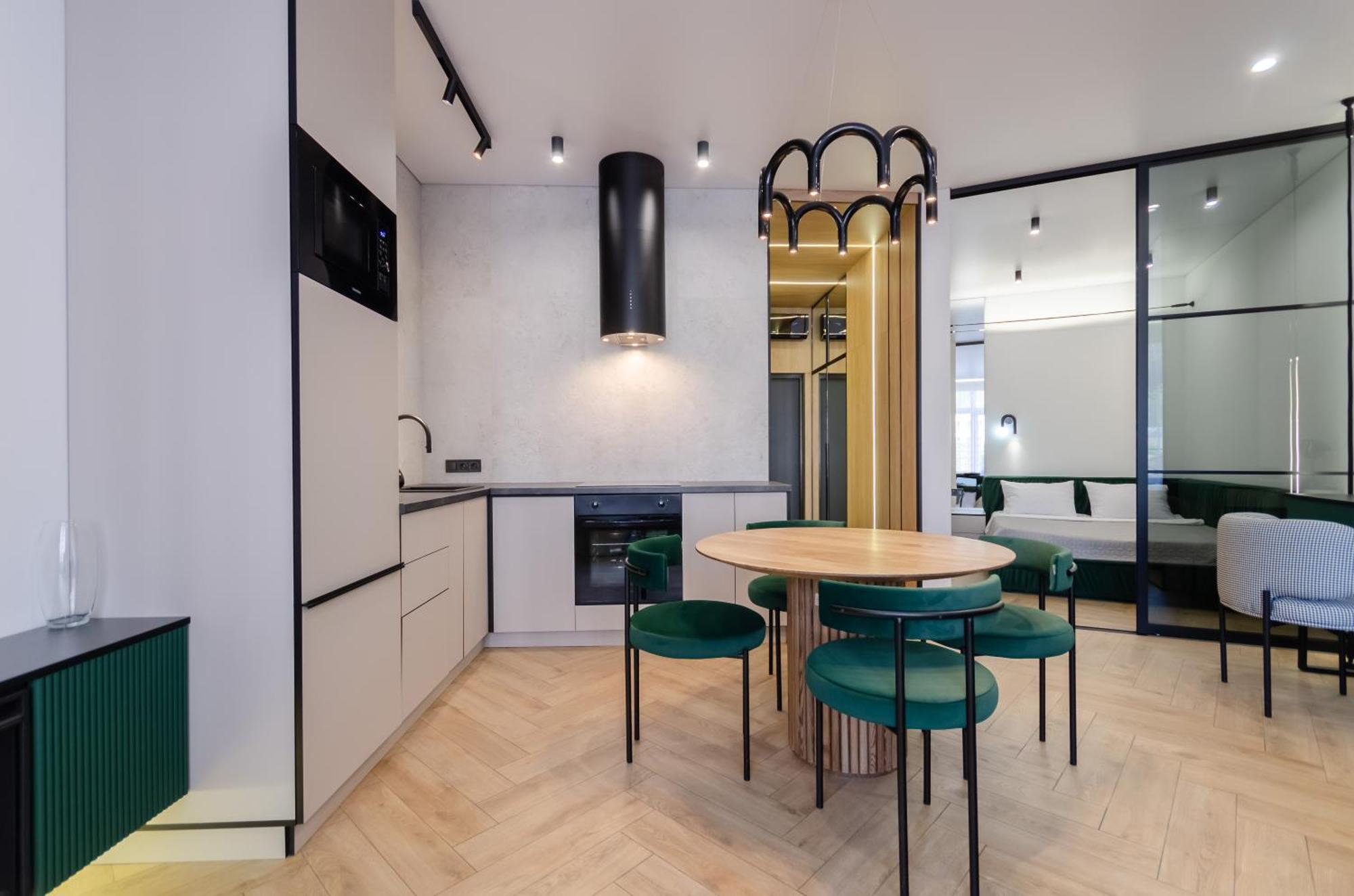 Petrovdom 02-76b Luxury Living In Rc Pechersk Plaza, Mykhaila Boichuka 19-а Апартаменти