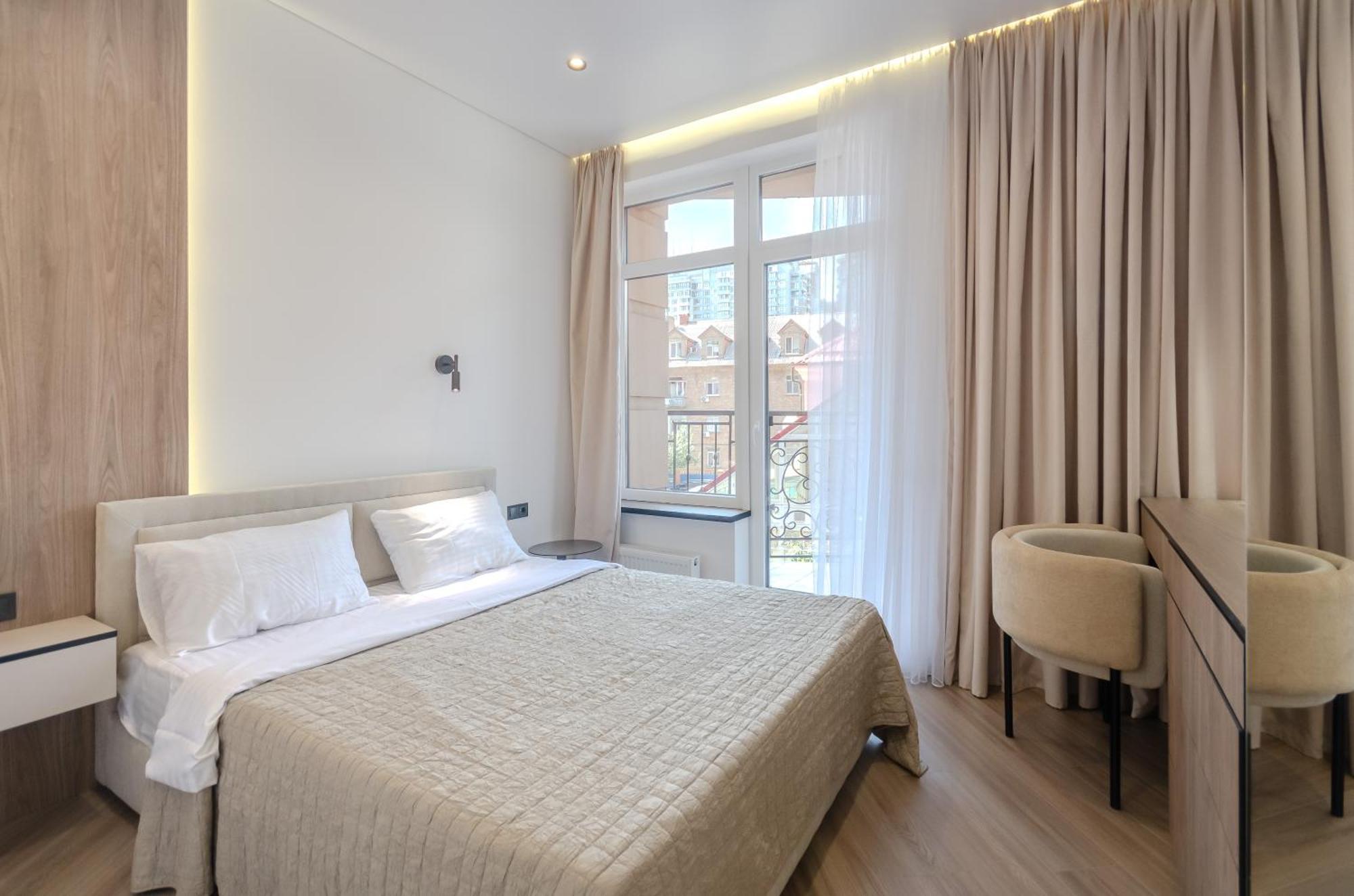 Petrovdom 02-76b Luxury Living In Rc Pechersk Plaza, Mykhaila Boichuka 19-а Апартаменти