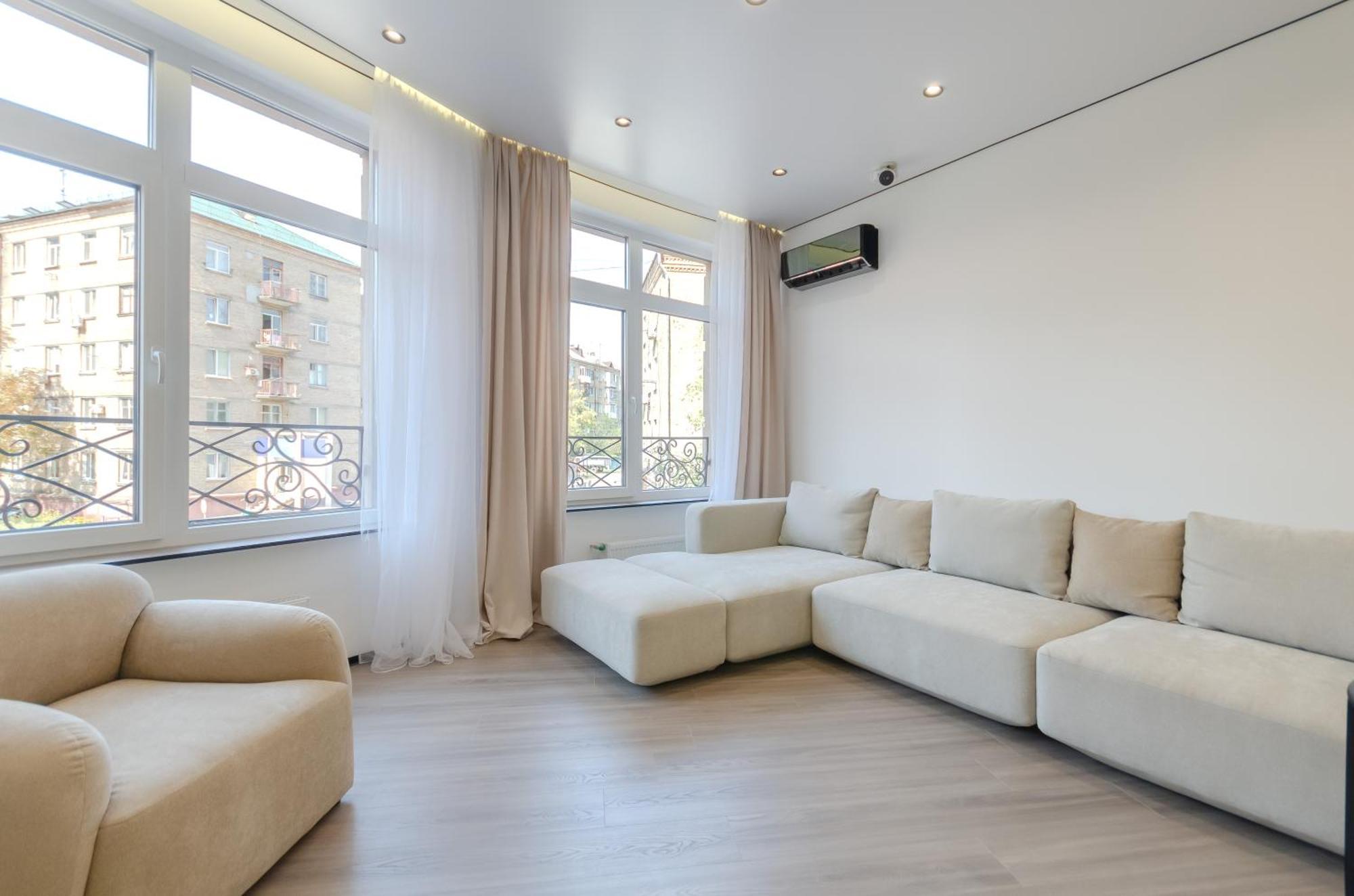 Petrovdom 02-76b Luxury Living In Rc Pechersk Plaza, Mykhaila Boichuka 19-а *