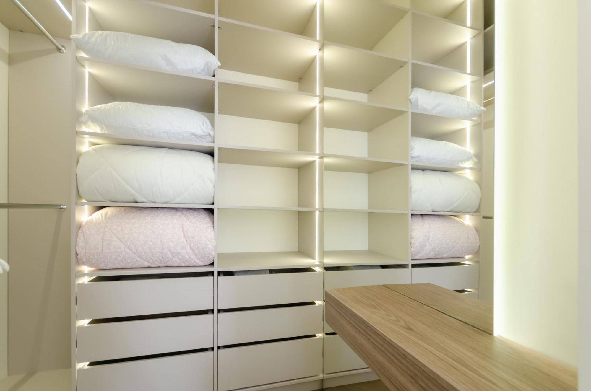 Petrovdom 02-76b Luxury Living In Rc Pechersk Plaza, Mykhaila Boichuka 19-а * קייב