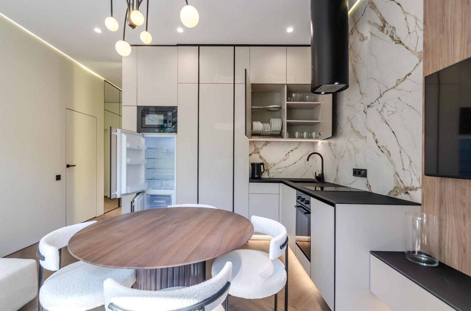 Petrovdom 02-76b Luxury Living In Rc Pechersk Plaza, Mykhaila Boichuka 19-а Апартаменти *